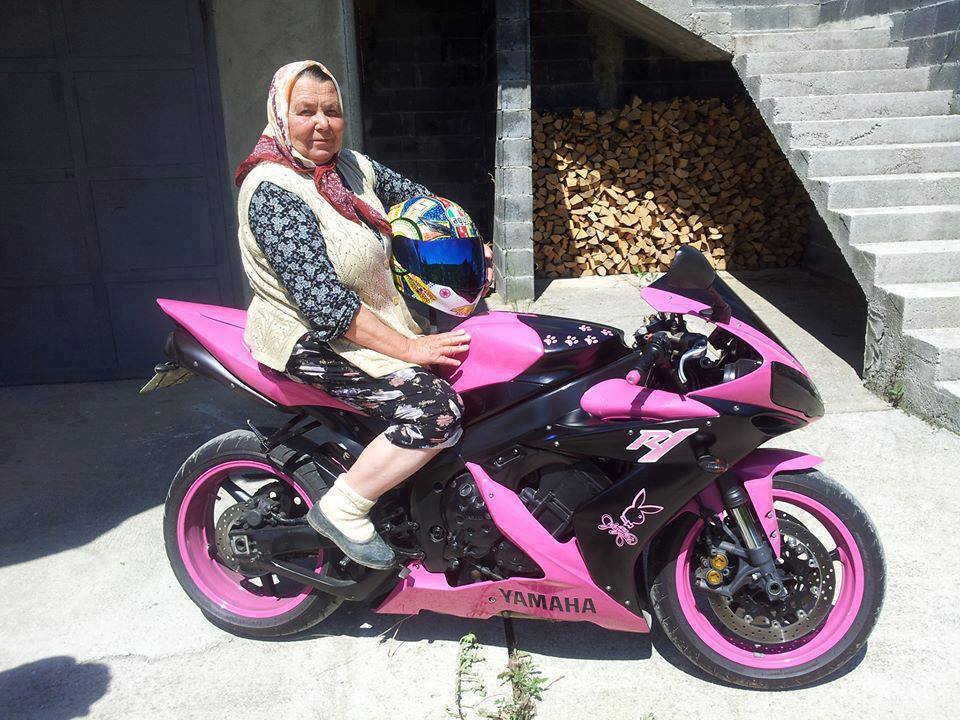 Funny Photo of the day for Thursday, 05 September 2013 from site Jokes of  The Day - Granny has a new bike