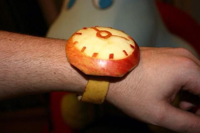 Funny Photo of the day for Friday, 31 October 2014 from site Jokes of The  Day - Apple watch