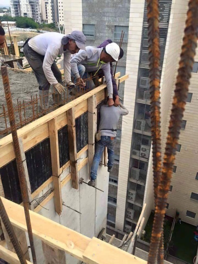 Funny Photo of the day for Wednesday, 09 December 2015 from site Jokes of  The Day - Safety at work at its best